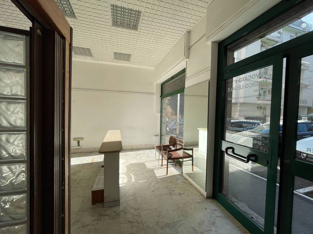 negozio in affitto a Roma in zona Gianicolense