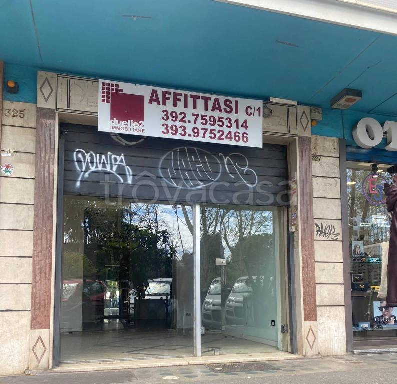 negozio in affitto a Roma in zona Ostiense