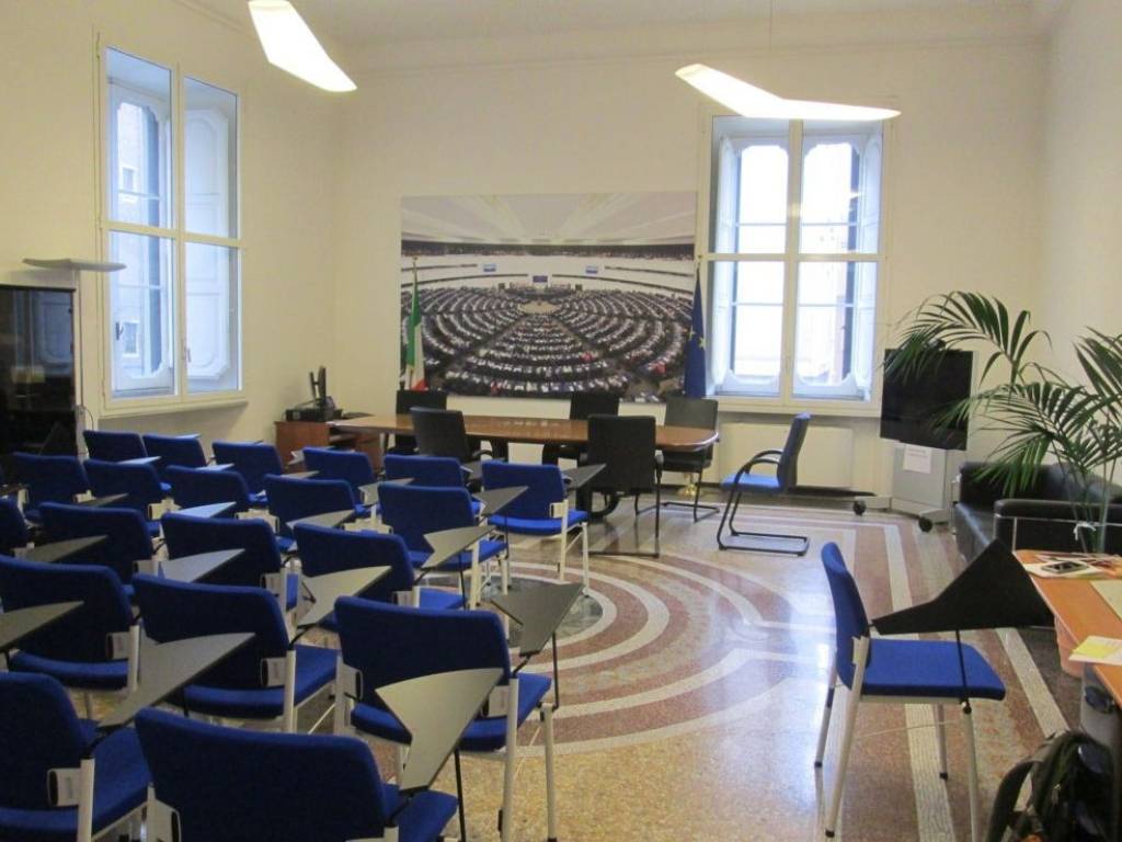 ufficio in affitto a Roma in zona Trevi-Colonna