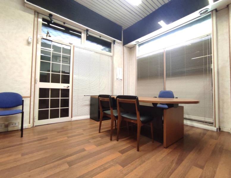 locale commerciale in affitto a Roma