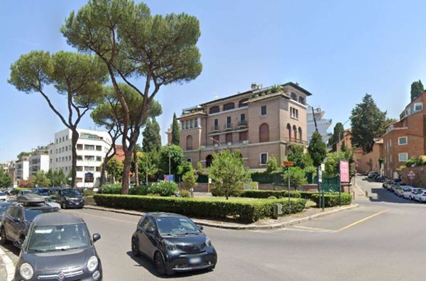 casa indipendente in affitto a Roma in zona Pinciano