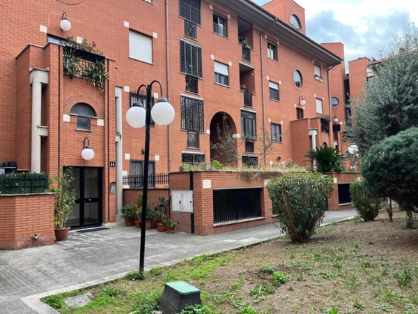appartamento in affitto a Roma in zona Osteria del Curato