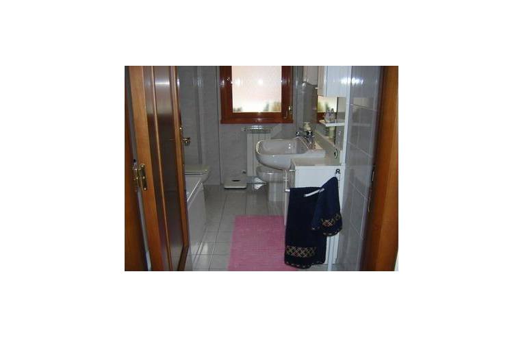 camera singola in affitto a Roma in zona EUR