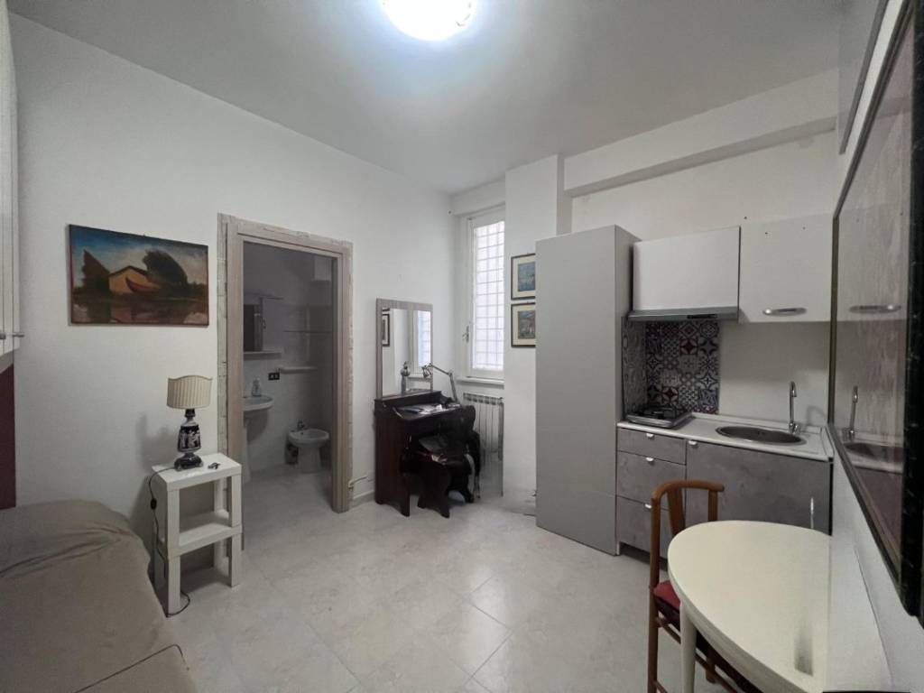 monolocale in affitto a Roma in zona Cinecittà