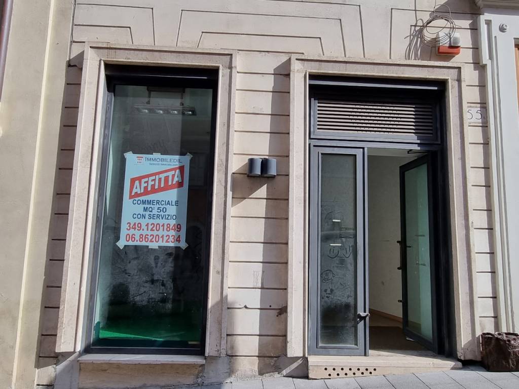 negozio in affitto a Roma in zona Centro Storico
