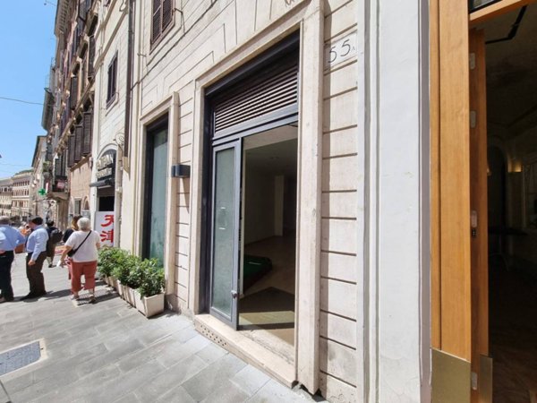 negozio in affitto a Roma in zona Centro Storico