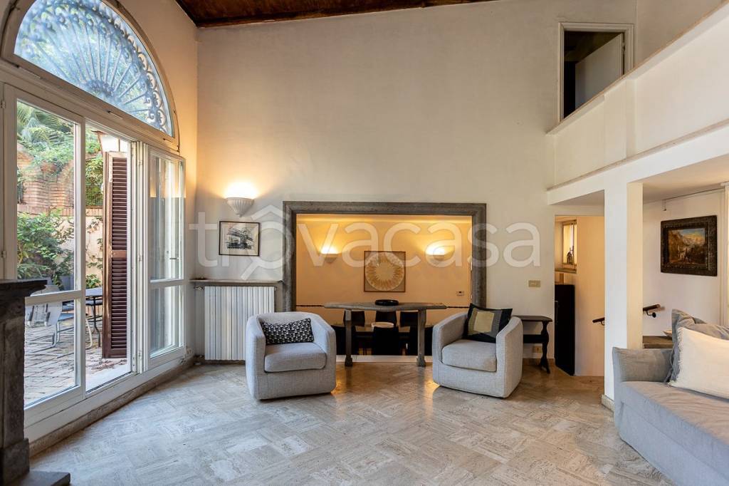 casa indipendente in affitto a Roma in zona Trastevere