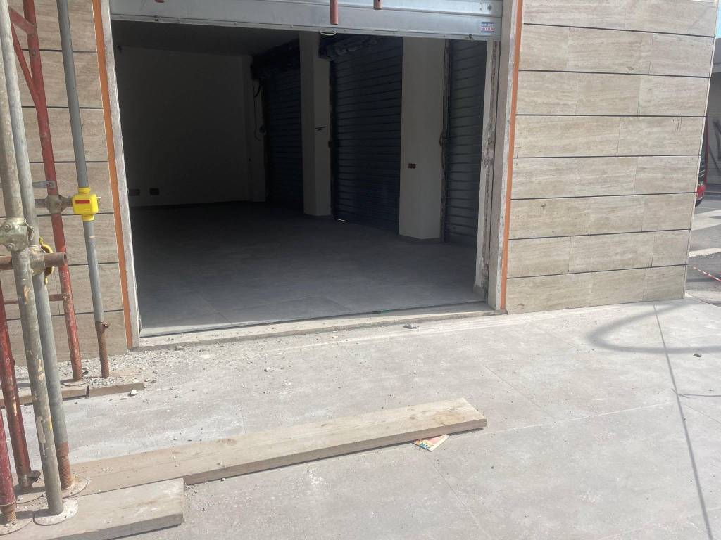 negozio in affitto a Roma in zona Tor Sapienza