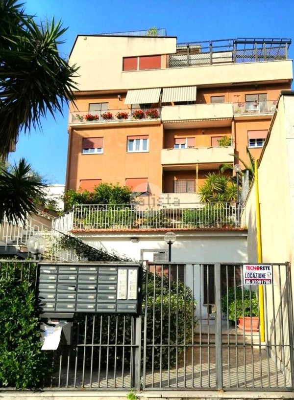 appartamento in affitto a Roma in zona Giuliano Dalmata