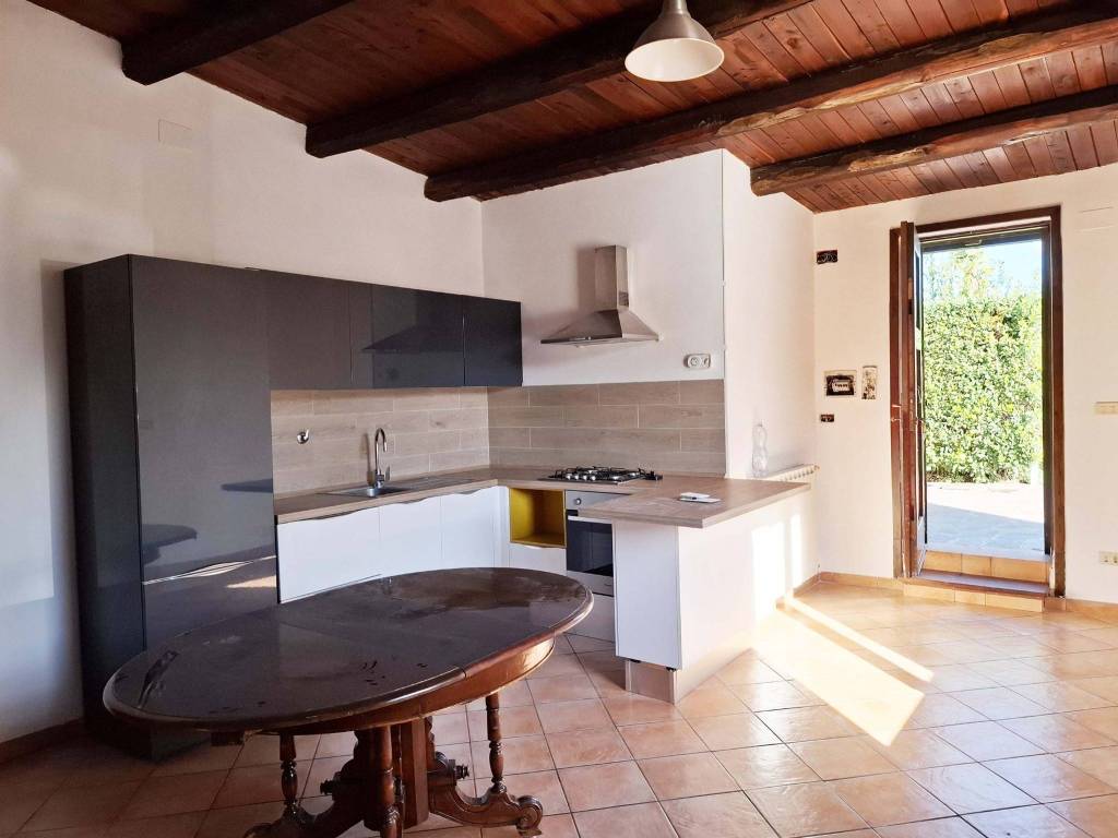 casa indipendente in affitto a Roma