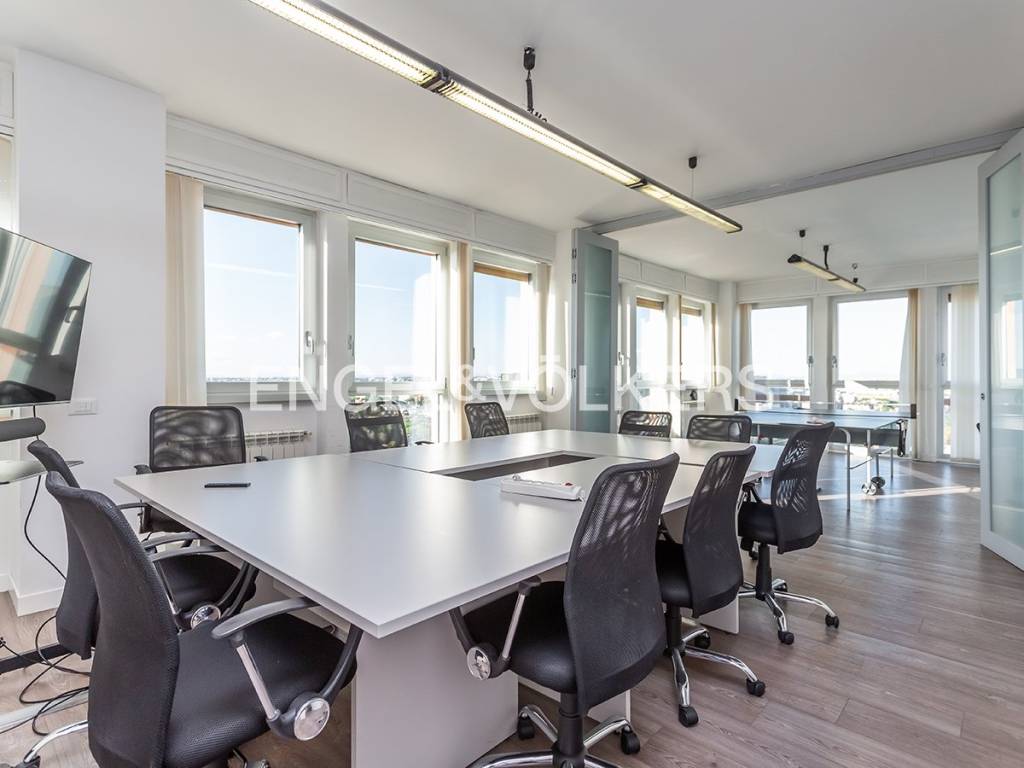 ufficio in affitto a Roma in zona Torrino