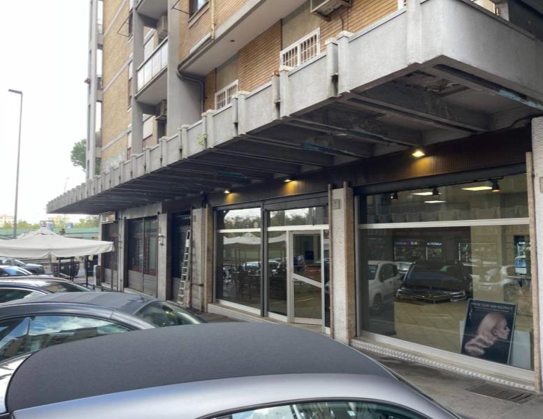 negozio in affitto a Roma in zona Prenestino-Labicano