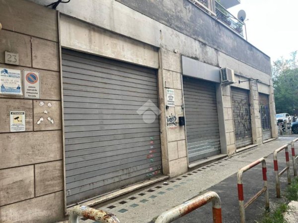 negozio in affitto a Roma in zona Collatino