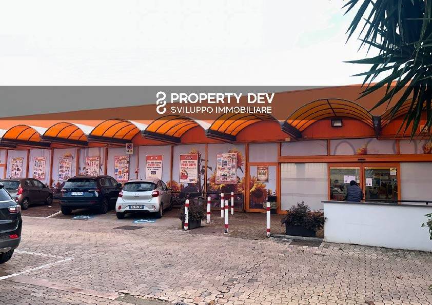 negozio in affitto a Roma in zona Collatino