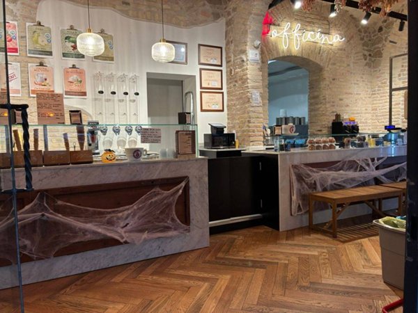 locale commerciale in affitto a Roma in zona Rione Prati