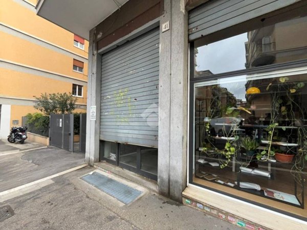 locale commerciale in affitto a Roma in zona Collatino