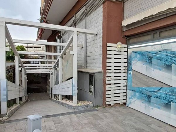 negozio in affitto a Roma in zona Borghesiana