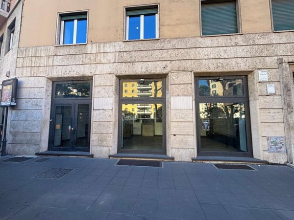 locale commerciale in affitto a Roma in zona Trieste