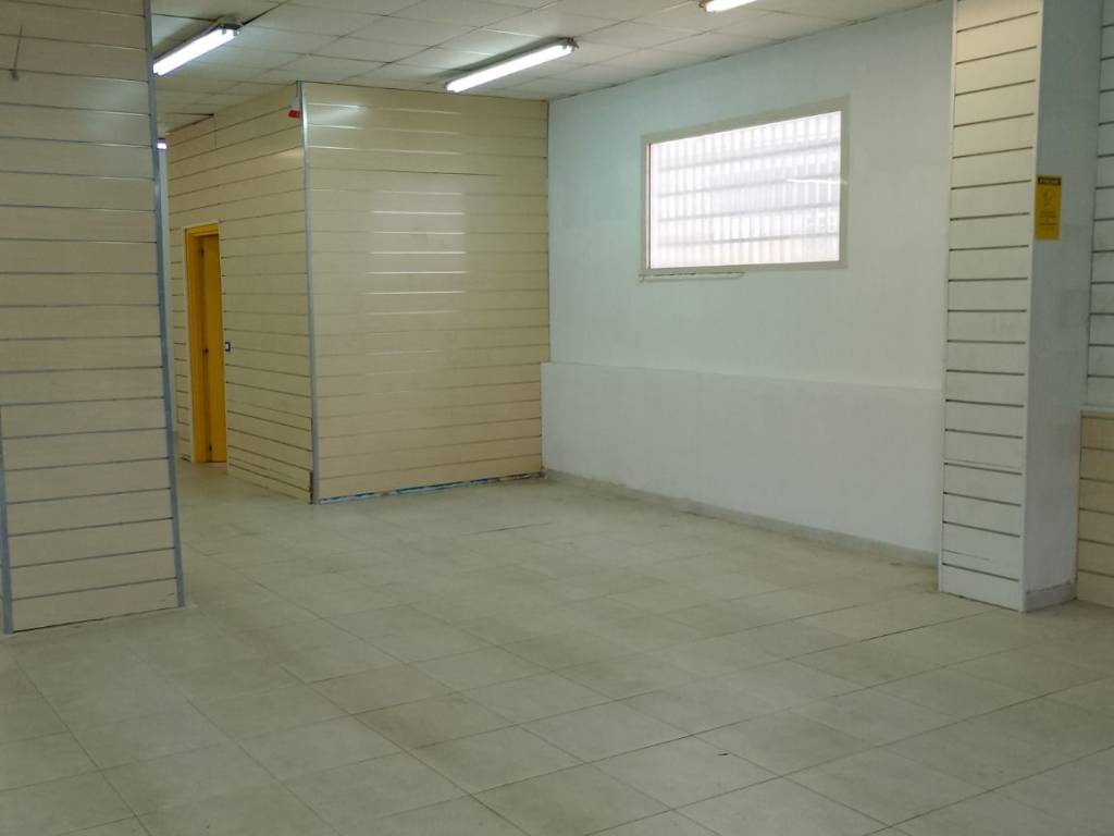 negozio in affitto a Roma in zona Primavalle