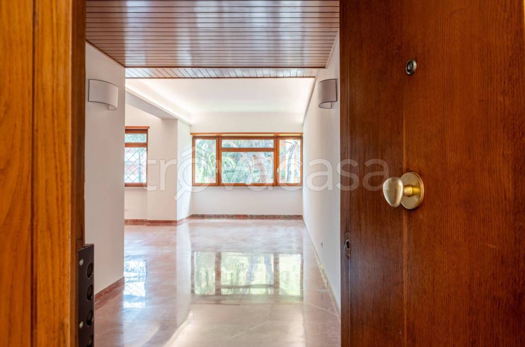 appartamento in affitto a Roma in zona EUR