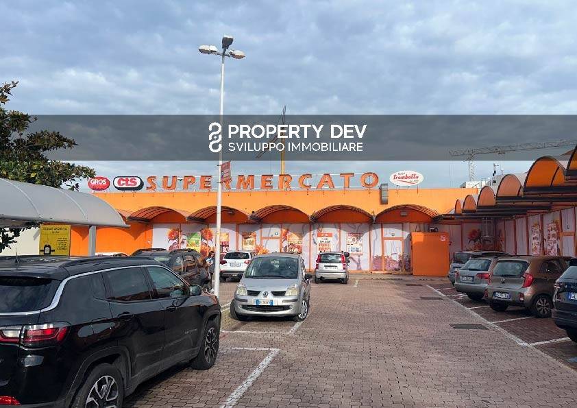 negozio in affitto a Roma in zona Collatino