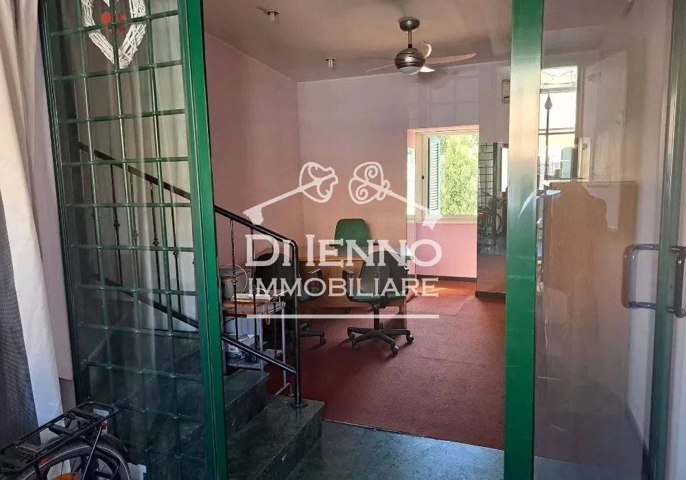 negozio in affitto a Roma in zona Tor di Quinto