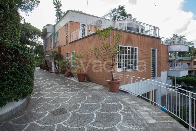 appartamento in affitto a Roma in zona EUR