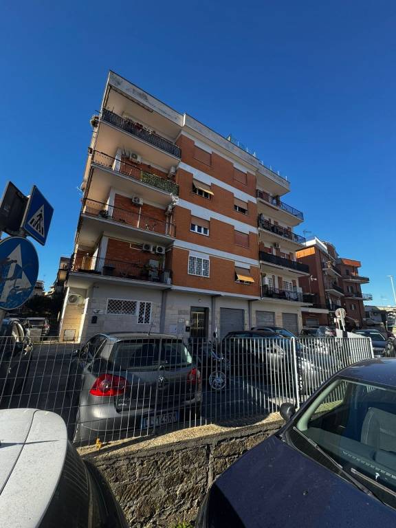 appartamento in affitto a Roma in zona Colle del Sole
