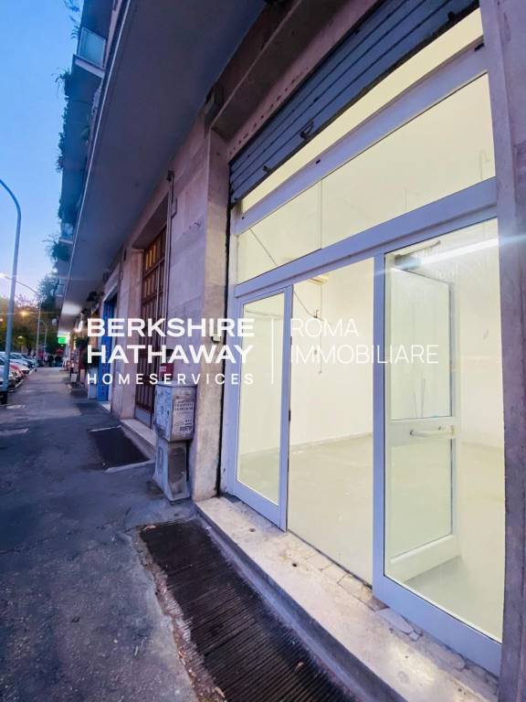 negozio in affitto a Roma in zona Della Vittoria