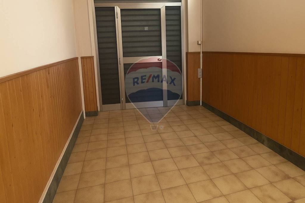 negozio in affitto a Roma in zona Testaccio