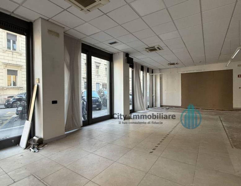 negozio in affitto a Roma in zona Rione Prati