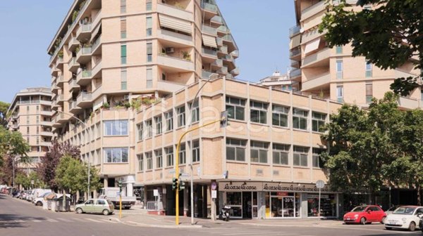 negozio in affitto a Roma in zona Portuense