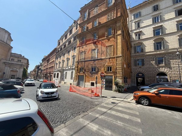 negozio in affitto a Roma in zona Centro Storico