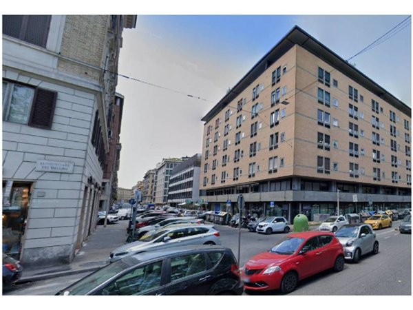 negozio in affitto a Roma in zona Rione Prati