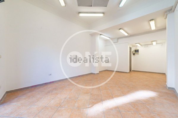 locale commerciale in affitto a Roma in zona Appio Latino