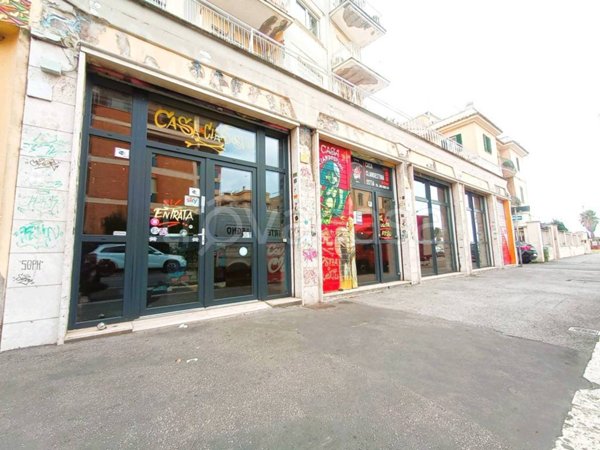 negozio in affitto a Roma in zona Ostia