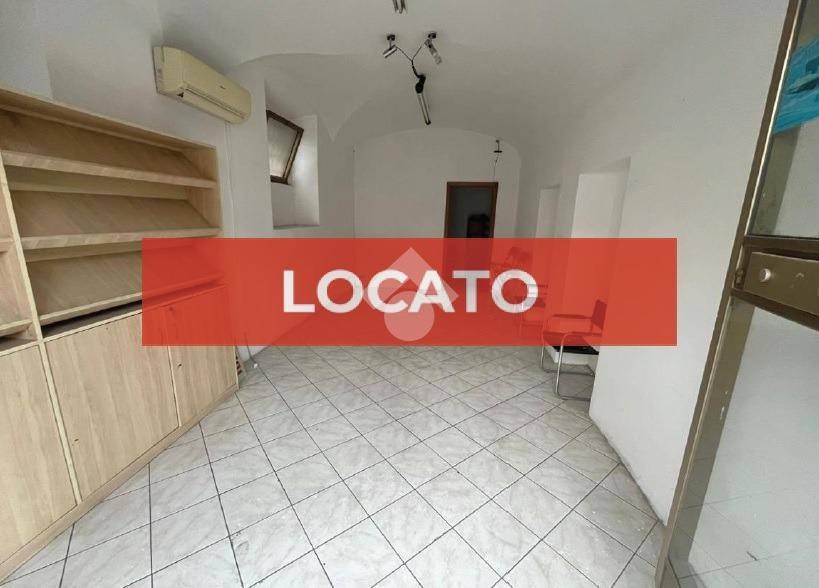 negozio in affitto a Roma in zona Esquilino