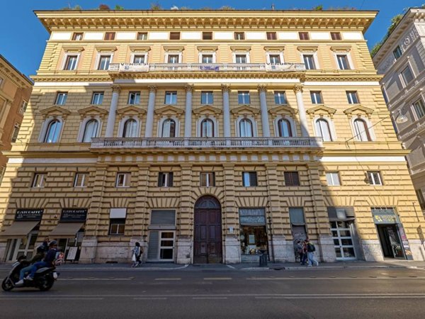 appartamento in affitto a Roma in zona Parione/Sant'Eustachio