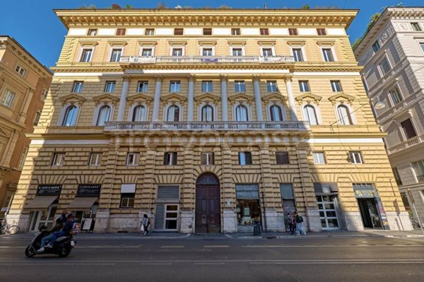 appartamento in affitto a Roma in zona Parione/Sant'Eustachio