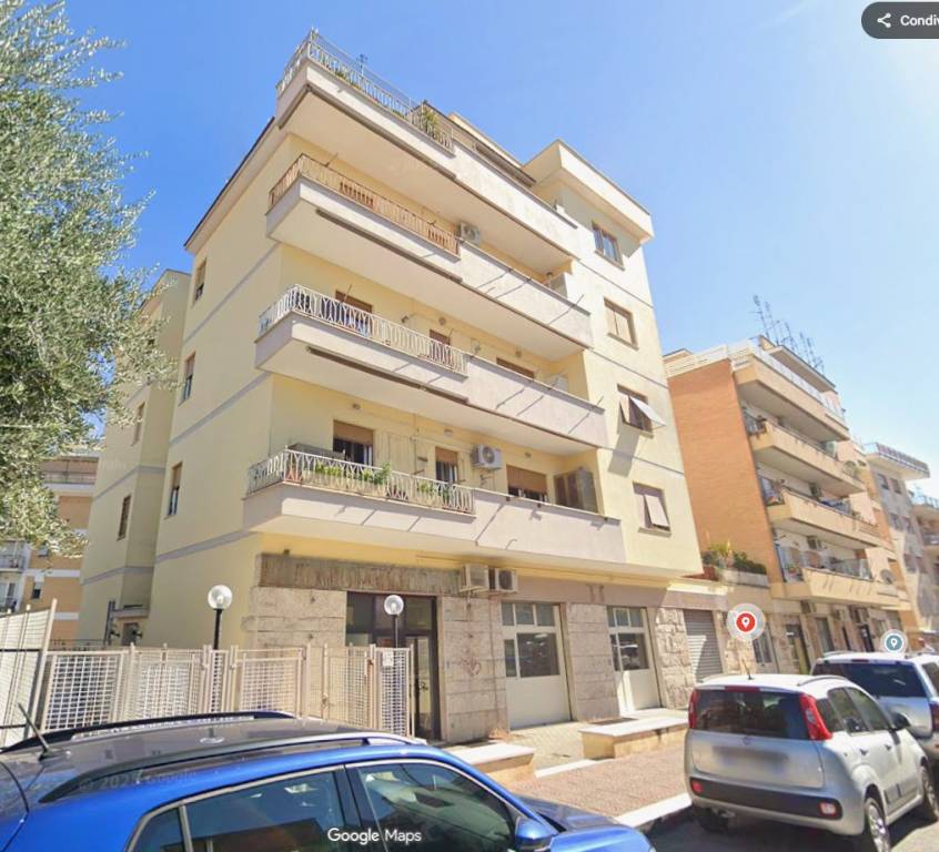 negozio in affitto a Roma in zona Primavalle