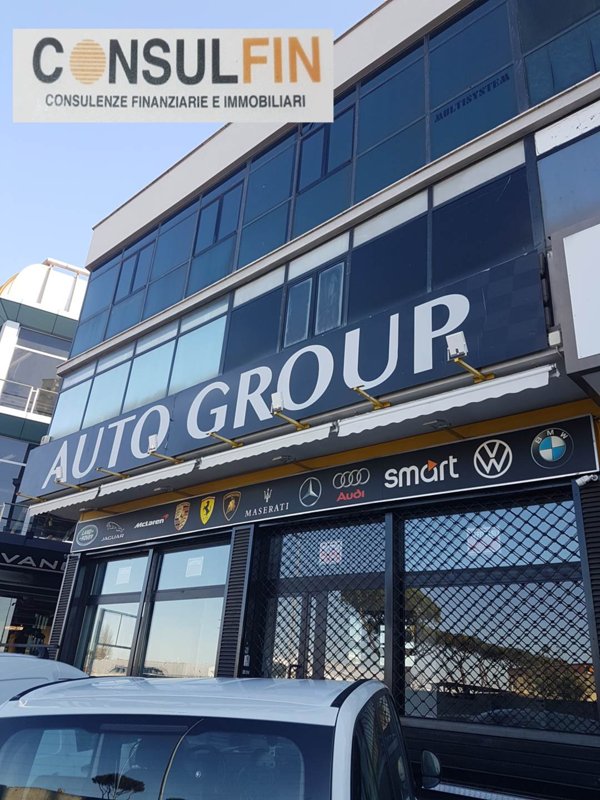 negozio in affitto a Roma