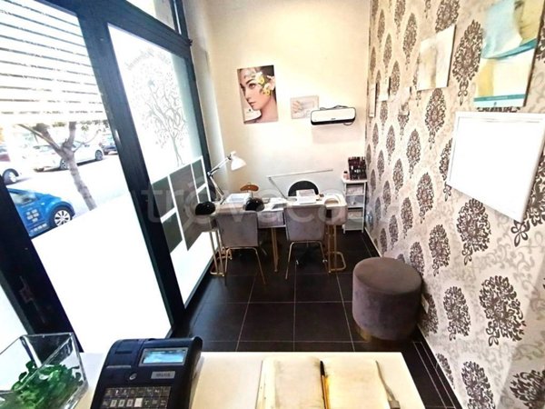 negozio in affitto a Roma in zona Ostia