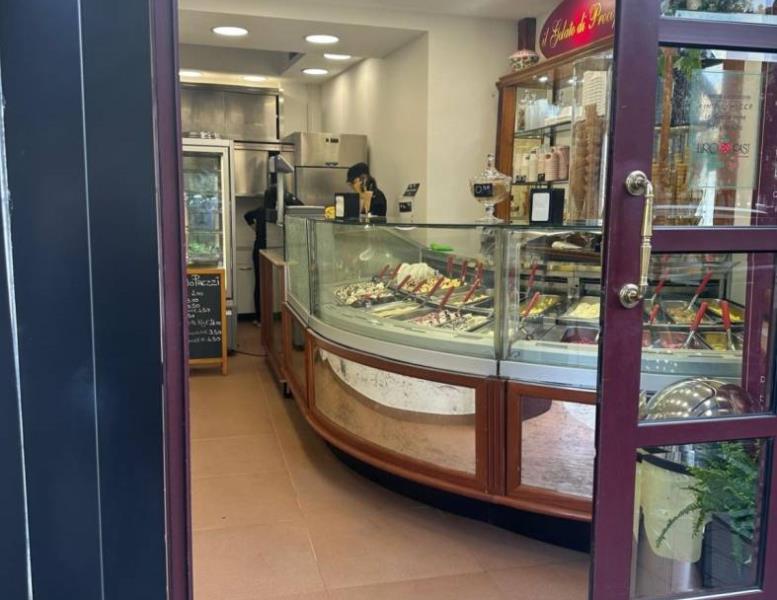 negozio in affitto a Roma