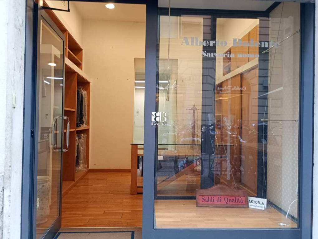 negozio in affitto a Roma in zona Rione Prati