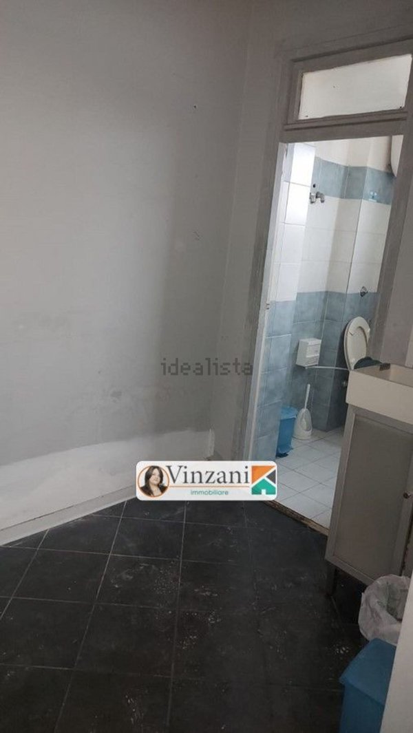 locale commerciale in affitto a Roma in zona Tor di Quinto