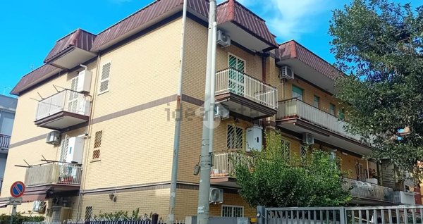 appartamento in affitto a Roma in zona Torre Angela