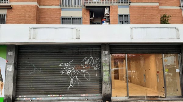 negozio in affitto a Roma in zona Portuense