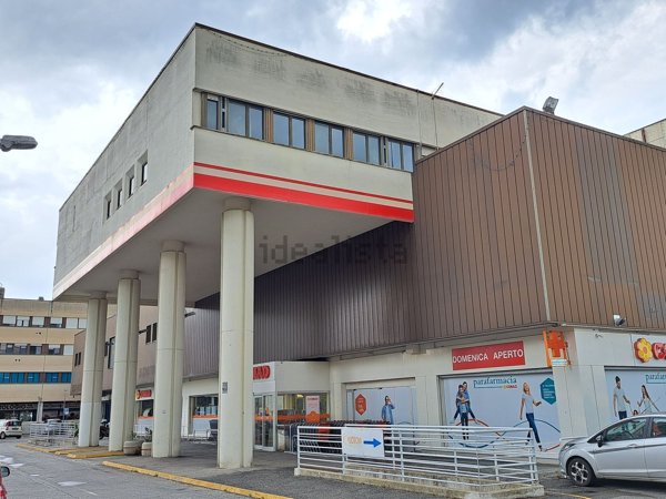 ufficio in affitto a Roma in zona Torre Angela