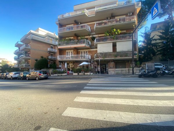 negozio in affitto a Roma in zona Aurelio