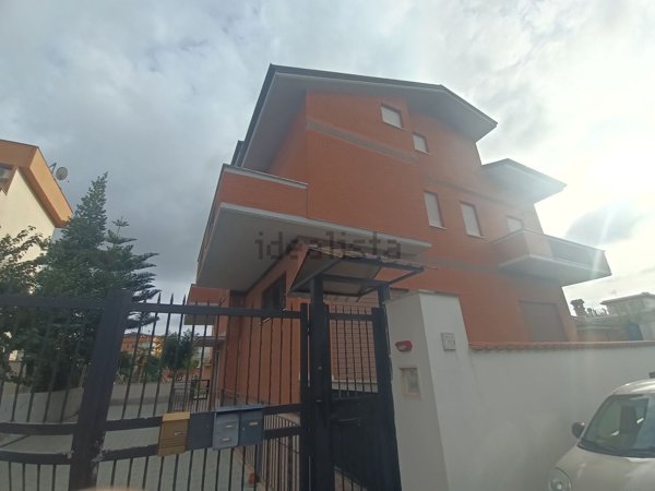 appartamento in affitto a Roma in zona Dragona/Bagnoletto